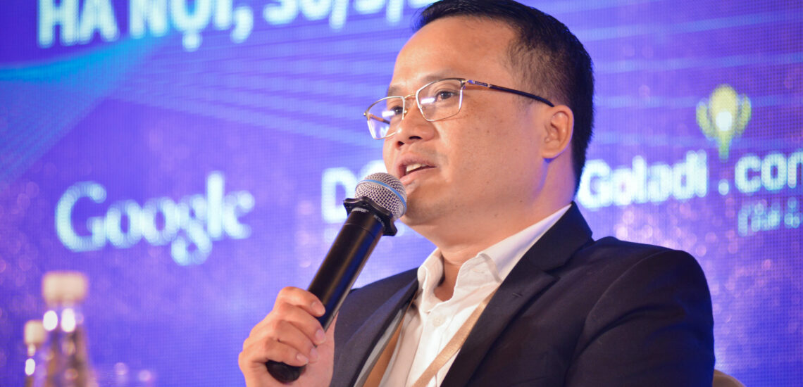 Mr. Ha Nguyen Van, CEO of Hahalolo Travel social network chaired the meeting in international travel events